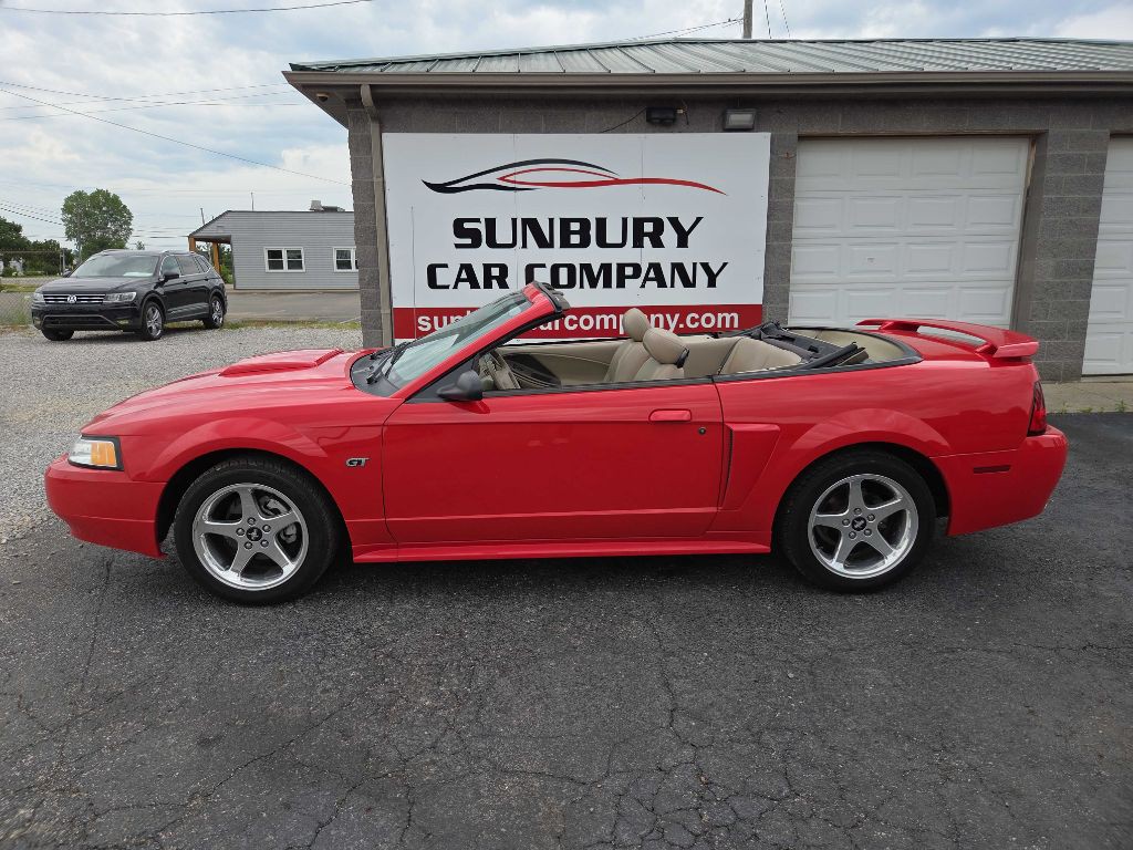 2003 Ford Mustang Image 2