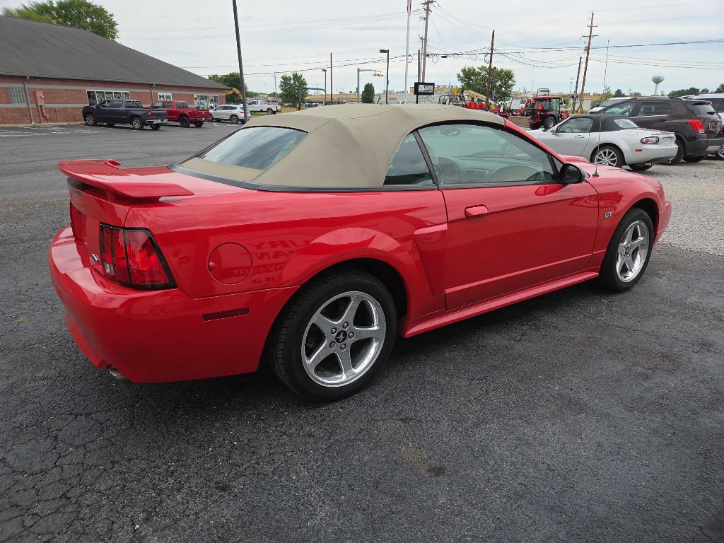 2003 Ford Mustang Image 6