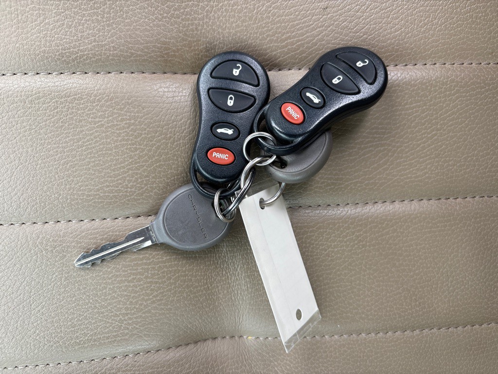 2001 Chrysler Sebring Image 28