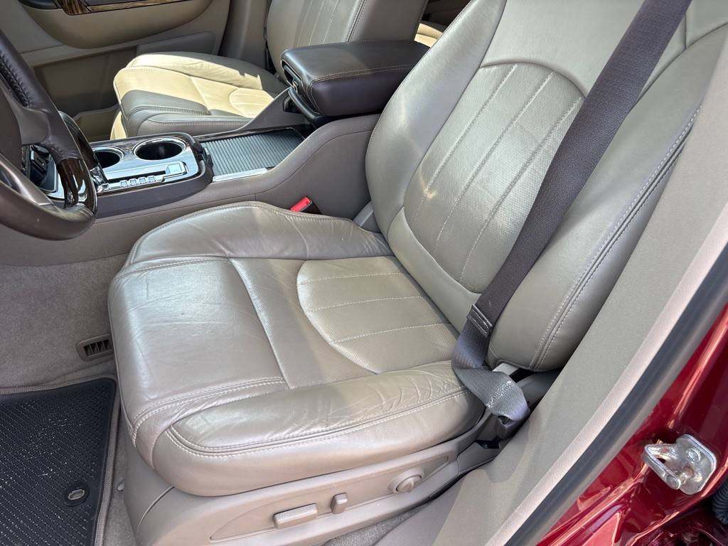 2015 GMC Acadia Image 8