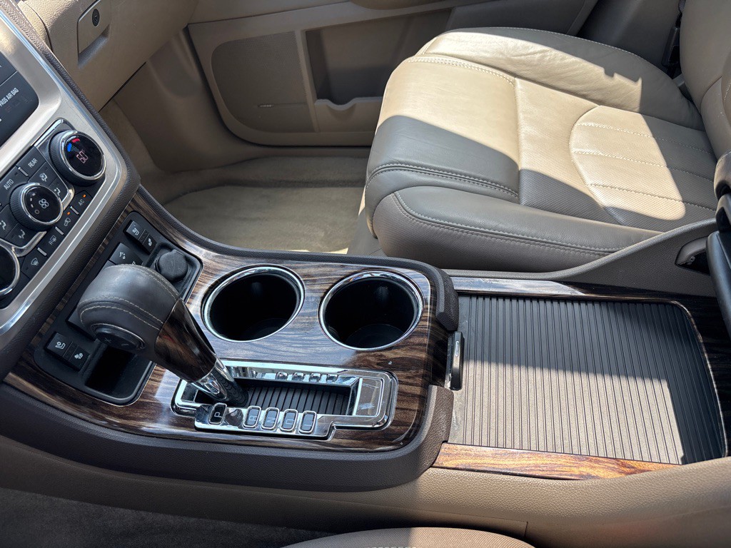 2015 GMC Acadia Image 29