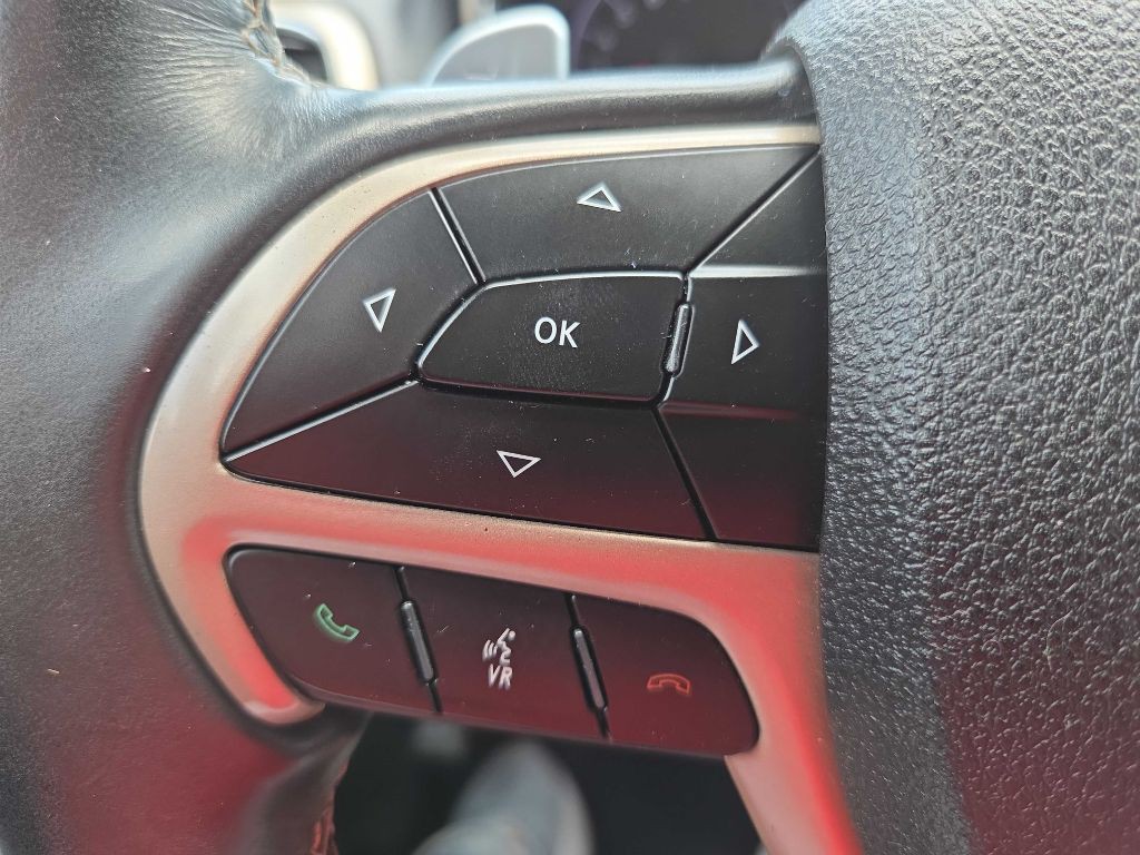 2017 Jeep Grand Cherokee Image 19