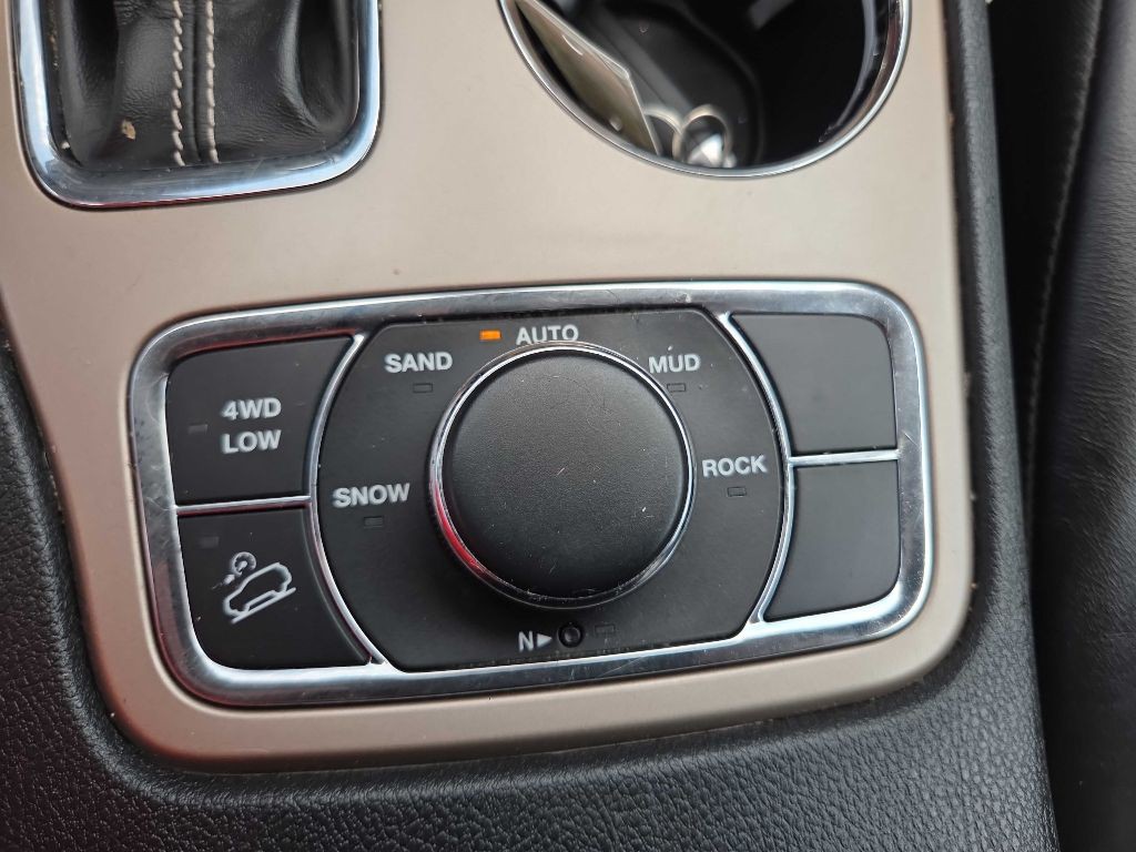 2017 Jeep Grand Cherokee Image 27