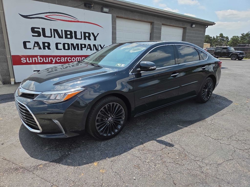 2018 Toyota Avalon Image 2