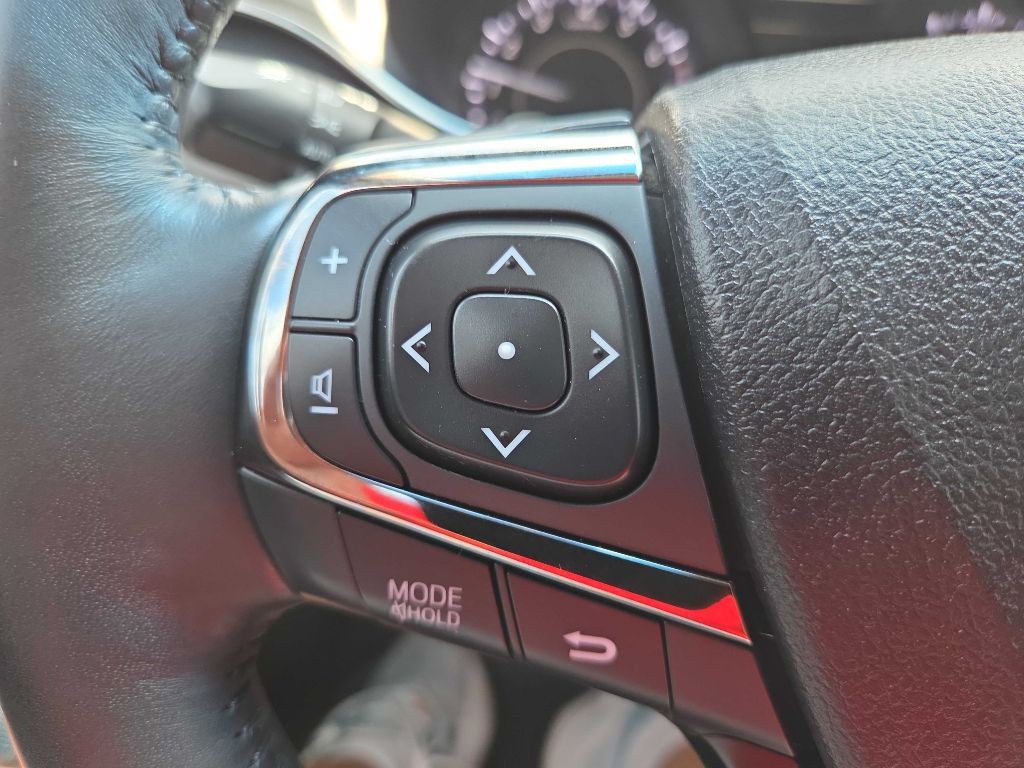 2018 Toyota Avalon Image 18