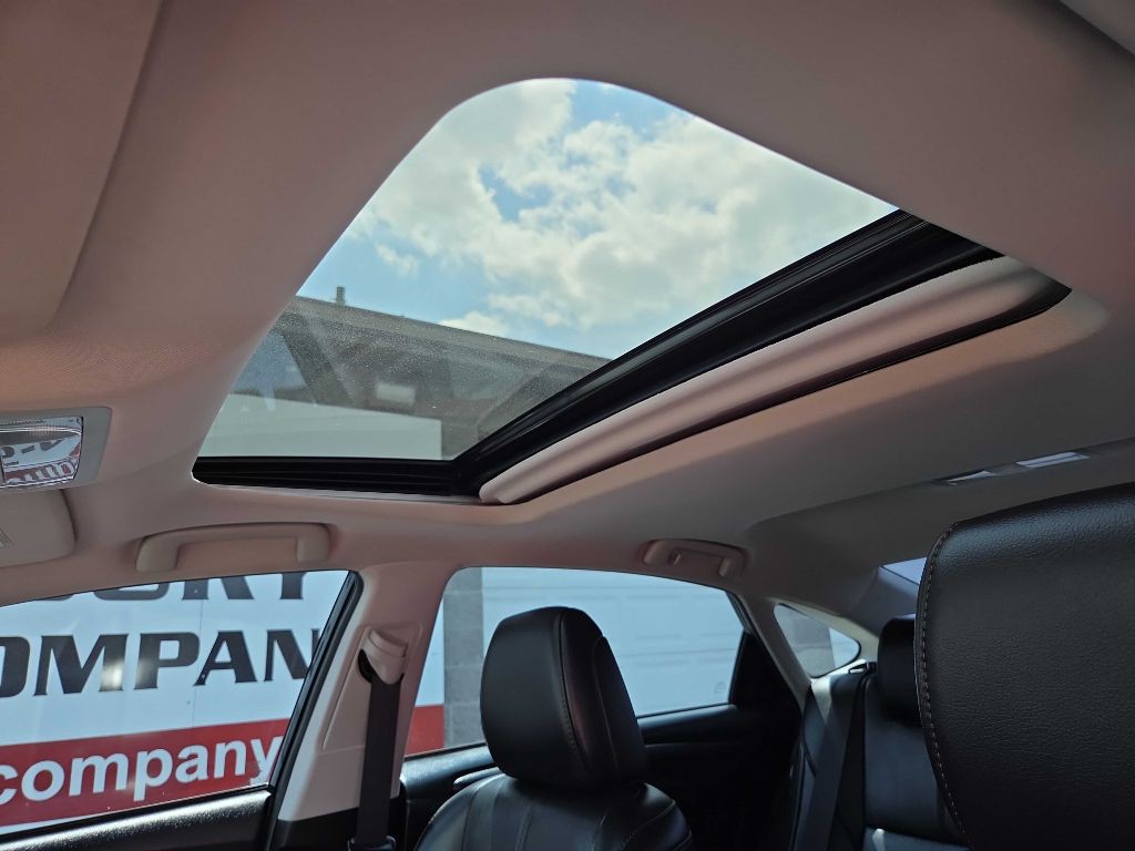 2018 Toyota Avalon Image 28