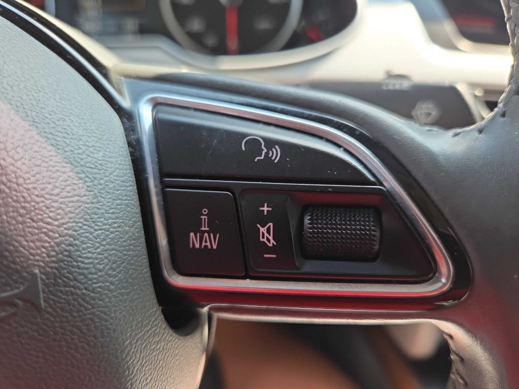2015 Audi A4 Image 17