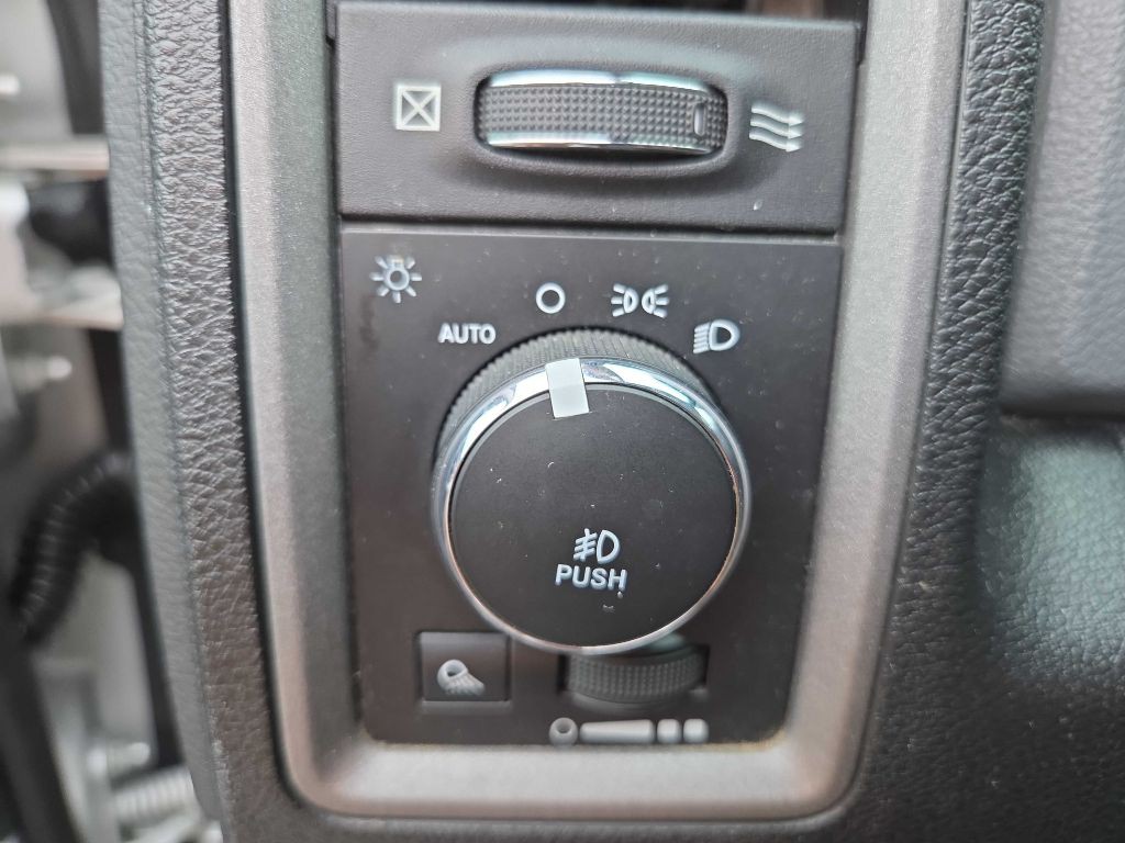 2017 RAM 1500 Image 14