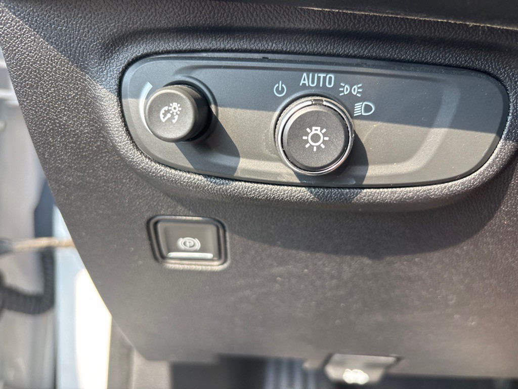 2019 GMC Terrain Image 16