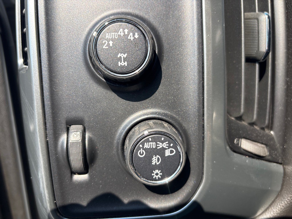 2017 Chevrolet Silverado 1500 Image 14