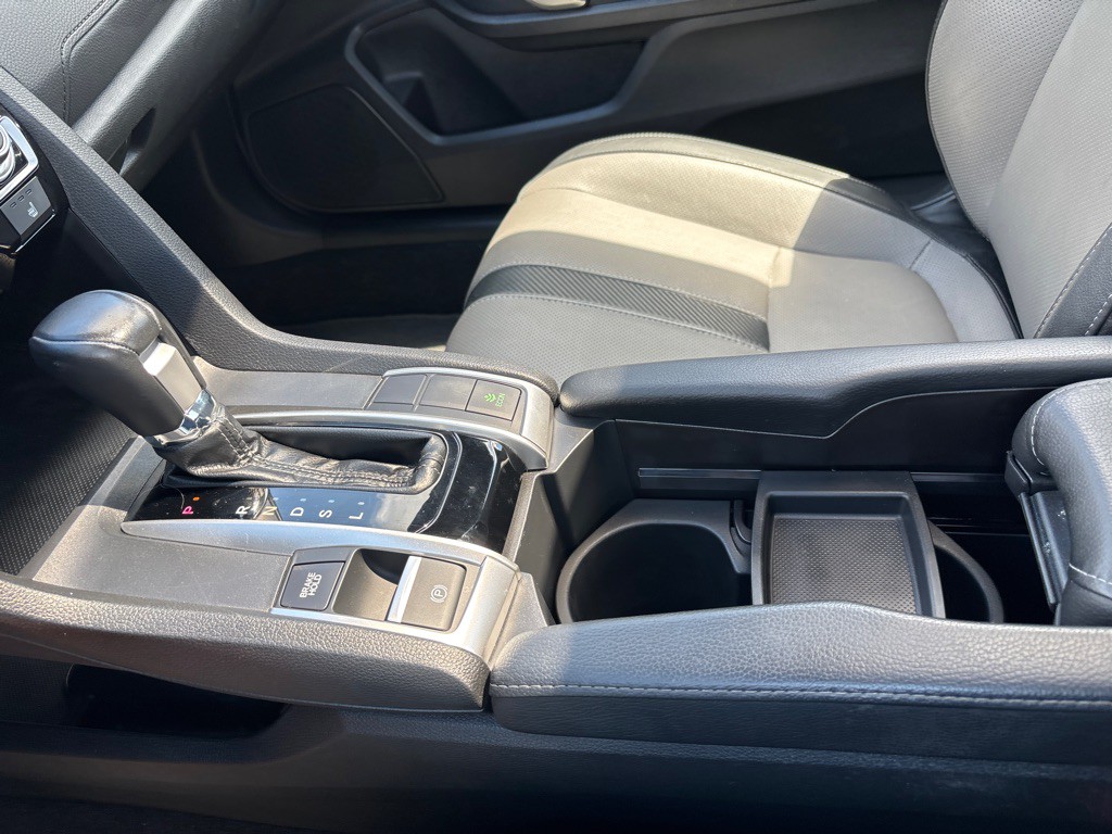 2017 Honda Civic Image 24