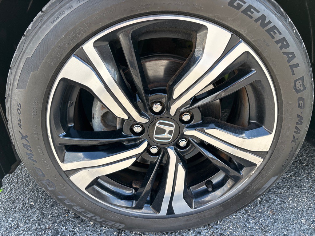 2017 Honda Civic Image 26