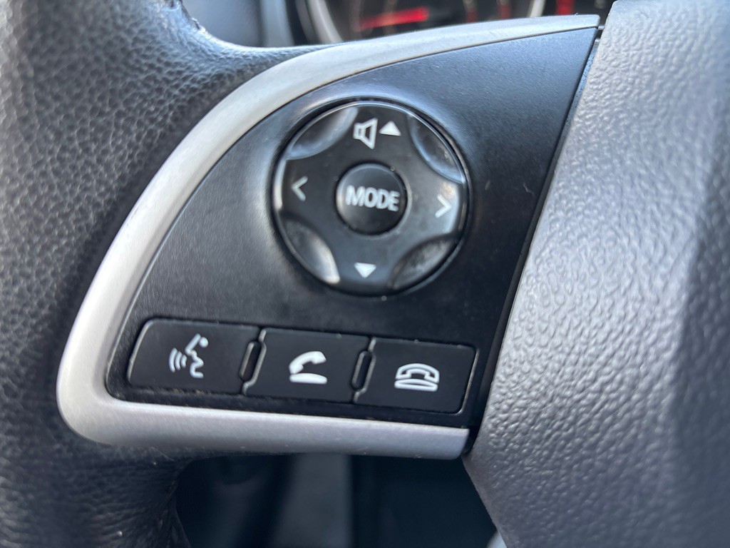 2014 Mitsubishi Outlander Image 14