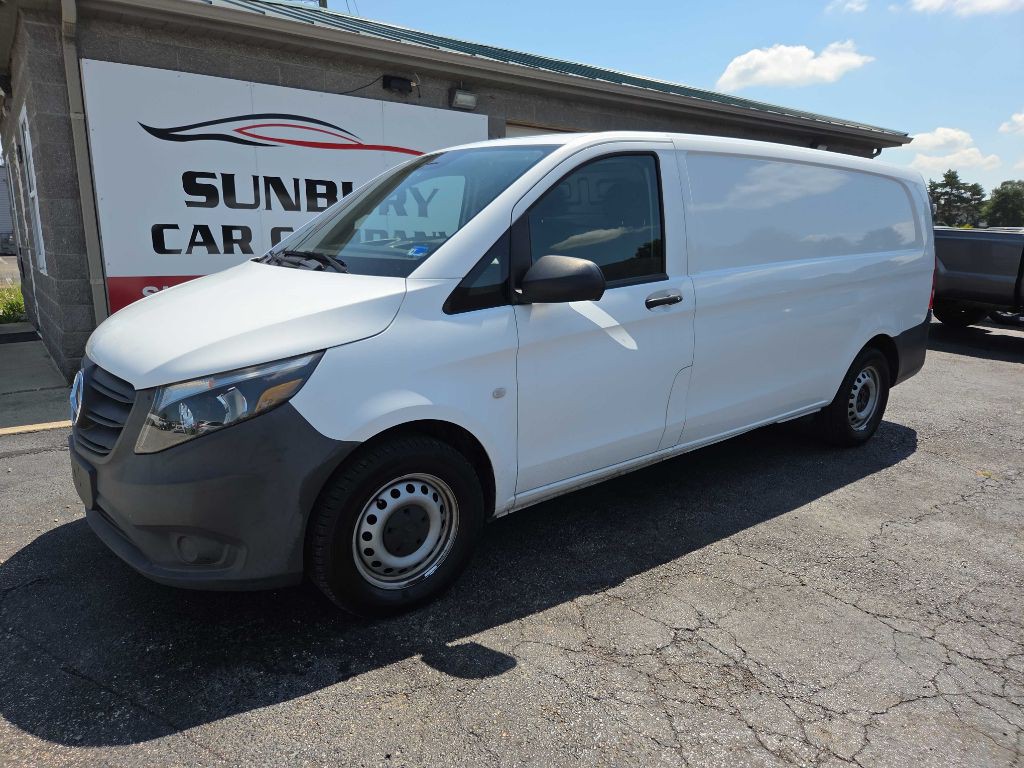 2021 Mercedes-Benz Metris Image 2