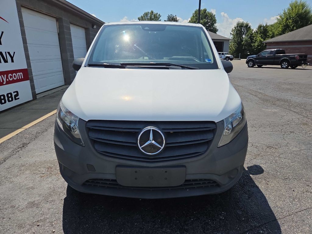 2021 Mercedes-Benz Metris Image 3