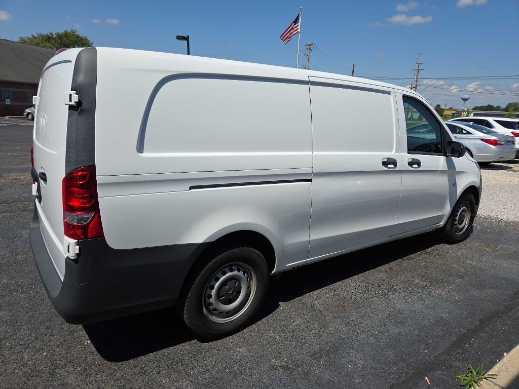 2021 Mercedes-Benz Metris Image 5