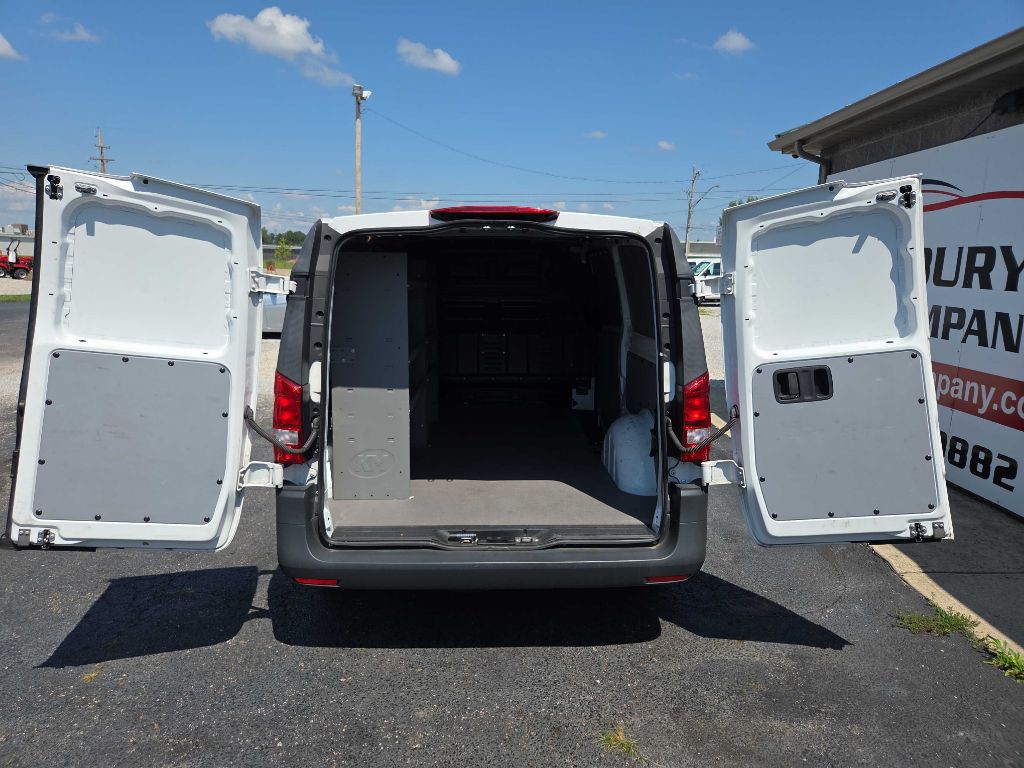 2021 Mercedes-Benz Metris Image 14