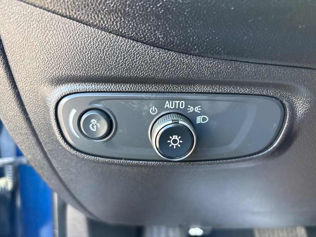 2019 Chevrolet Equinox Image 15