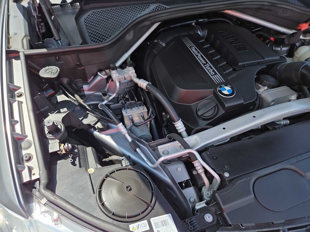 2016 BMW X5 Image 35