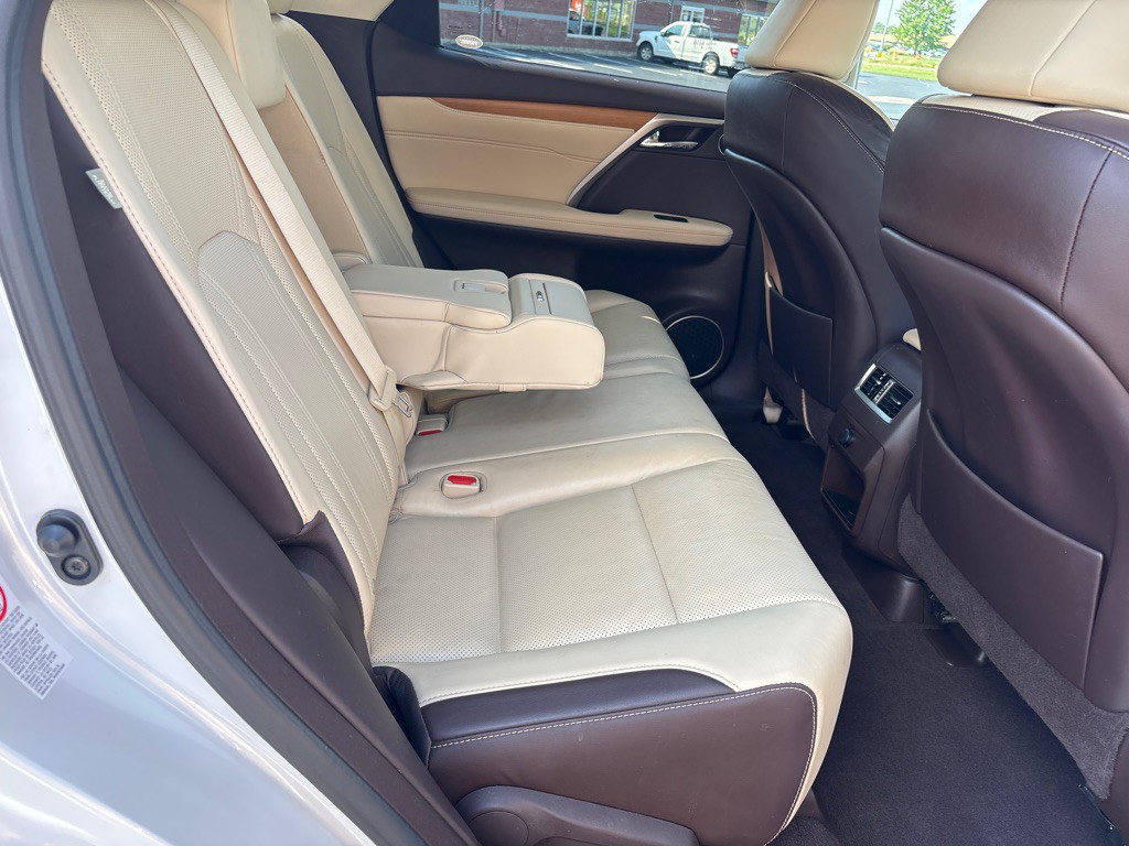 2017 Lexus RX Image 11