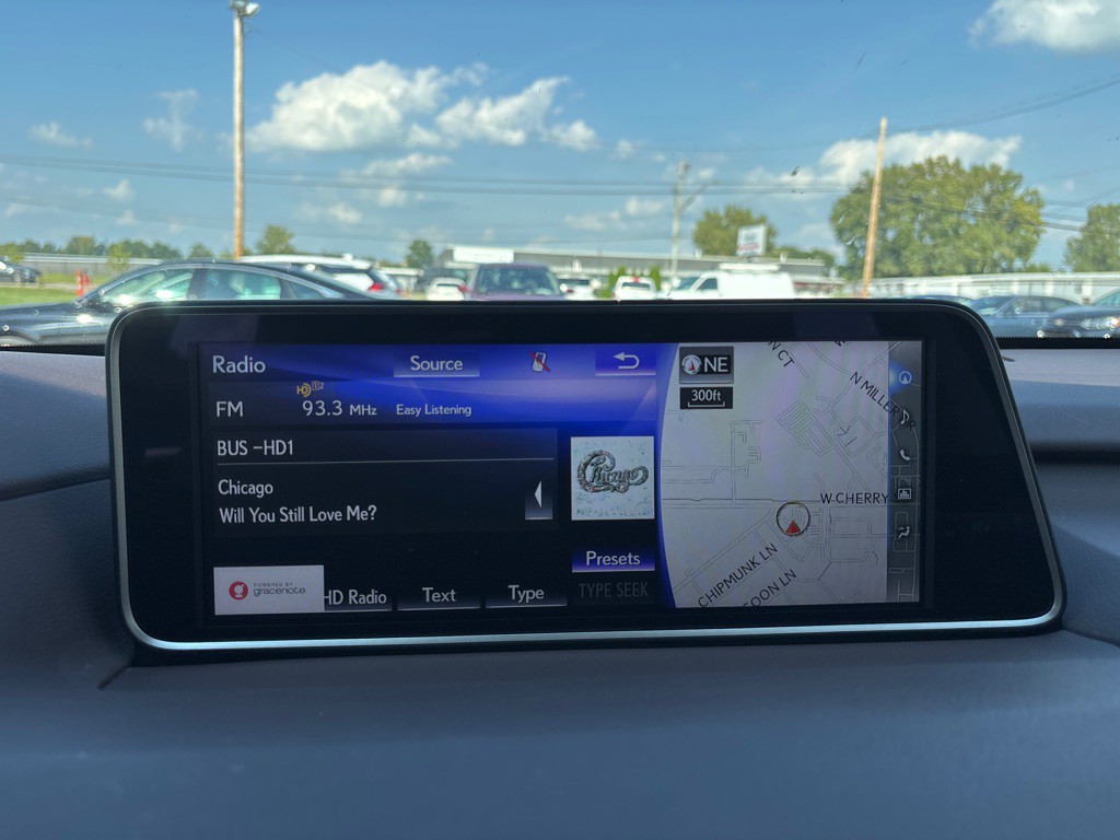 2017 Lexus RX Image 23