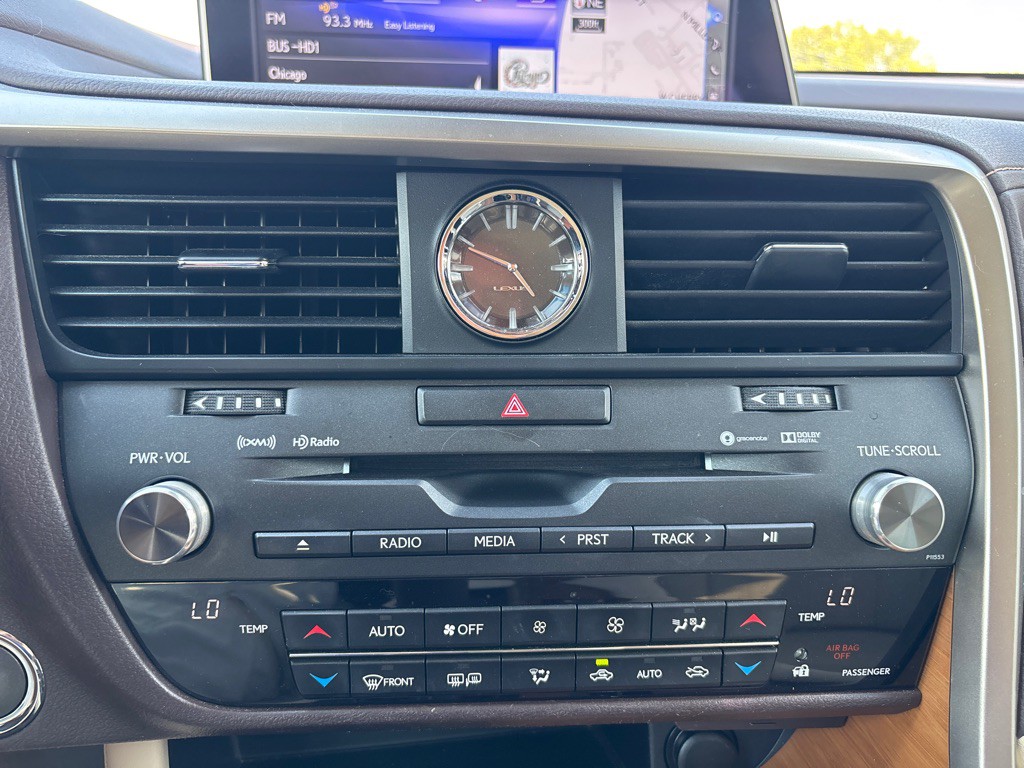 2017 Lexus RX Image 24