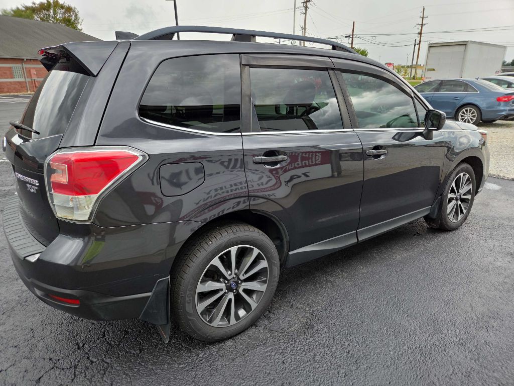 2017 Subaru Forester Image 5