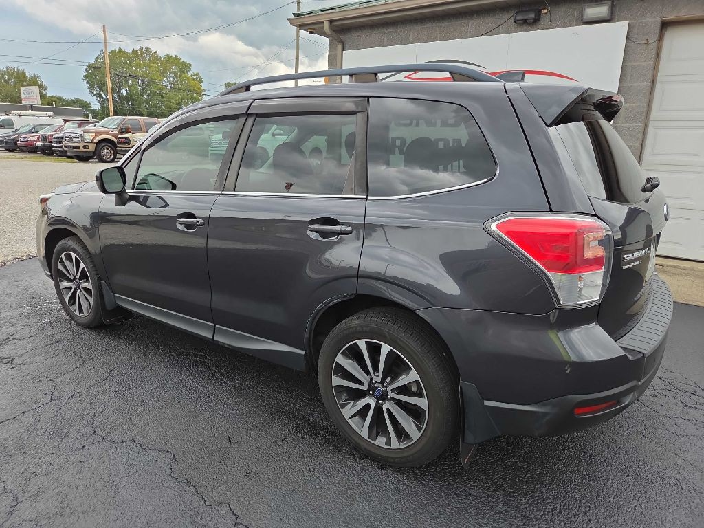 2017 Subaru Forester Image 7