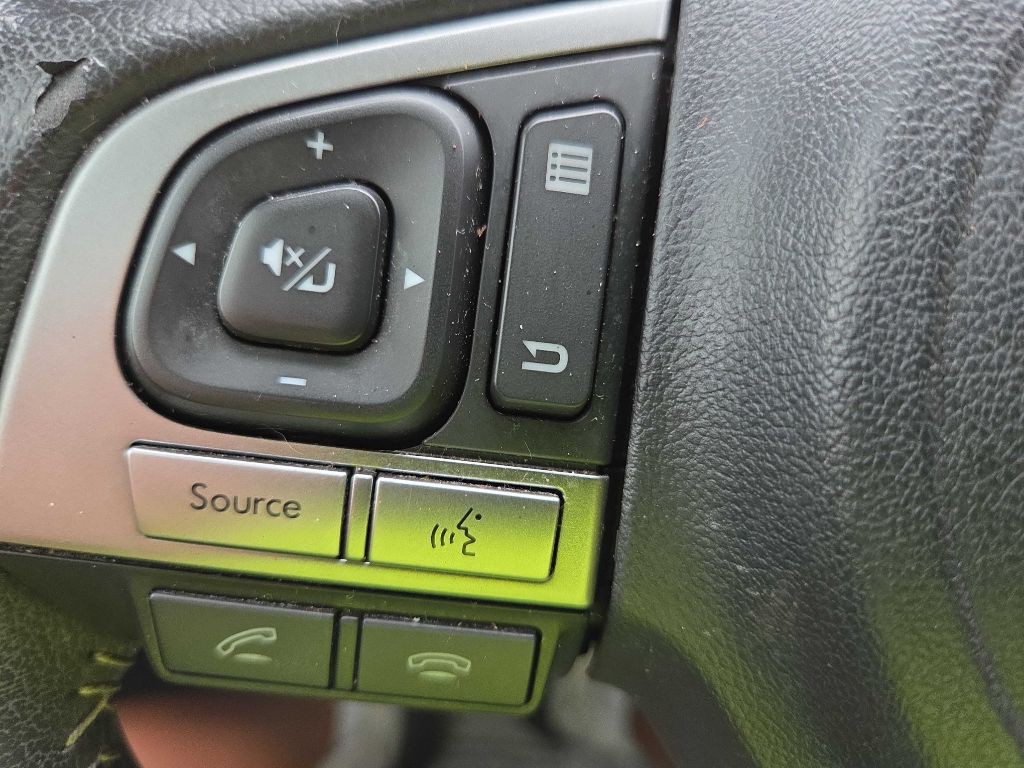 2017 Subaru Forester Image 18