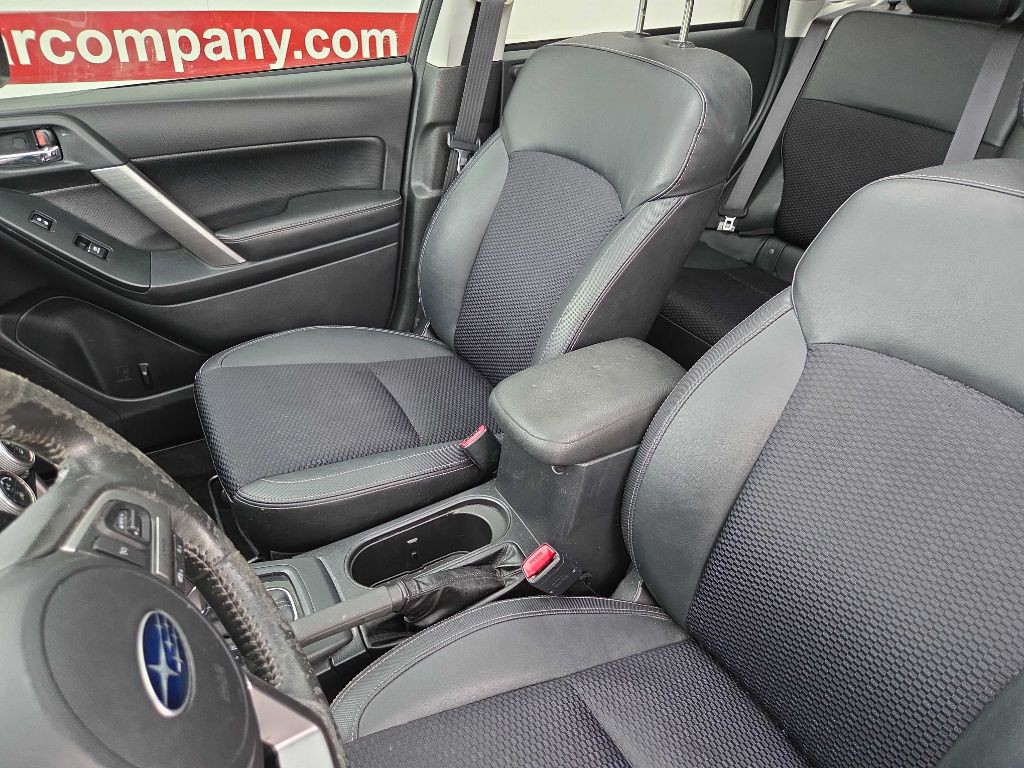 2017 Subaru Forester Image 26