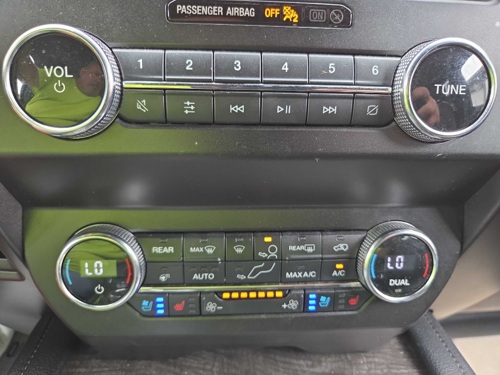 2019 Ford Expedition Image 28
