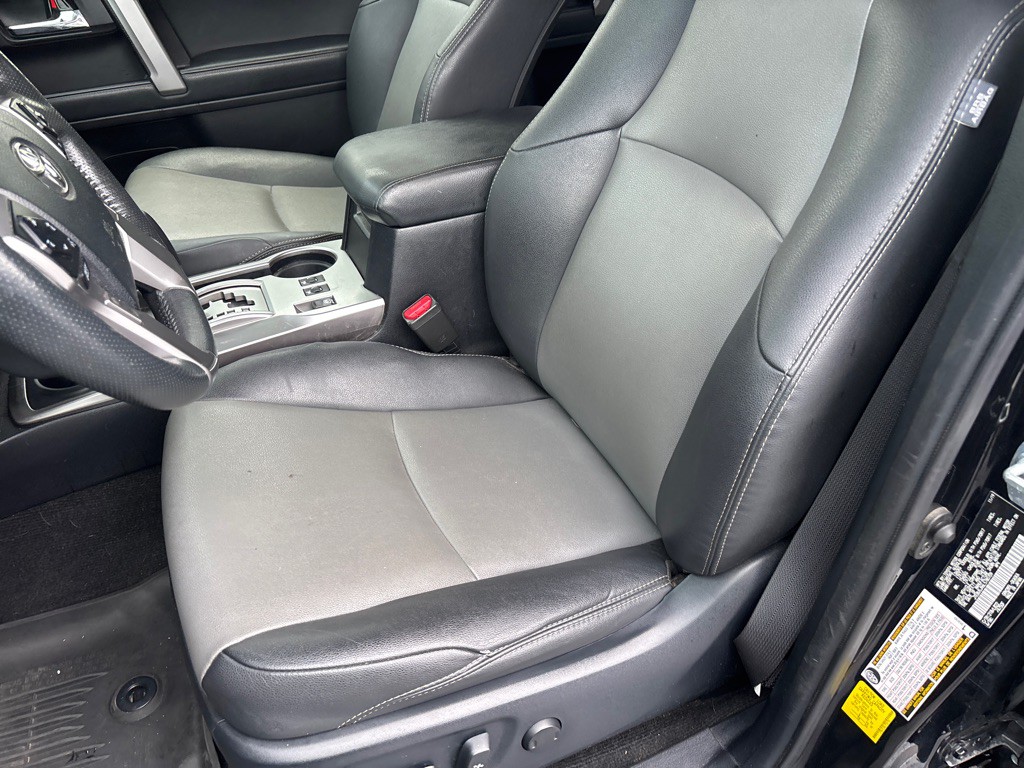2020 Toyota 4Runner Image 8