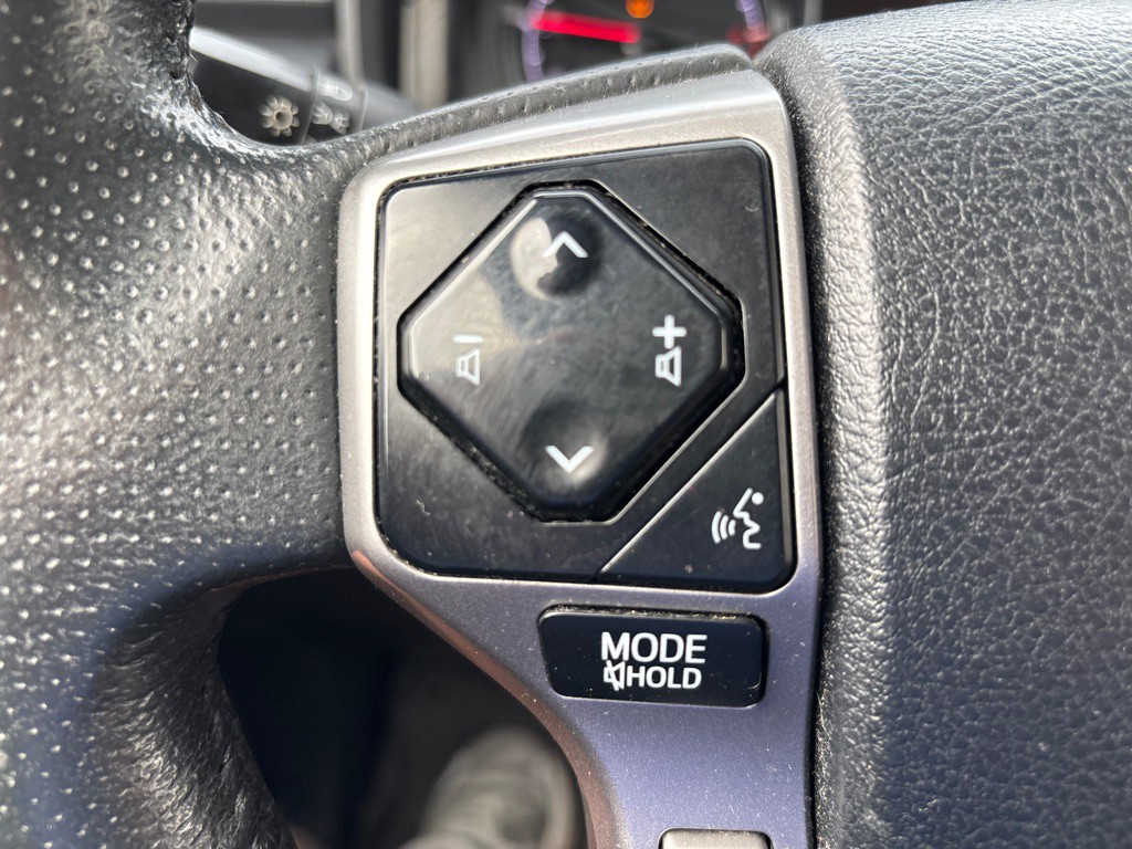 2020 Toyota 4Runner Image 15