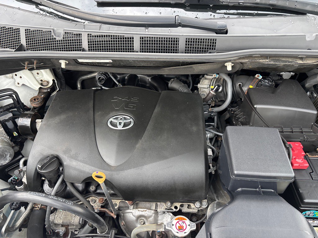 2017 Toyota Sienna Image 31