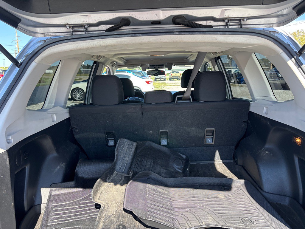 2016 Subaru Forester Image 12