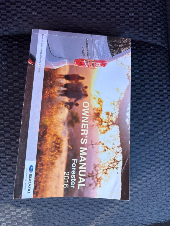 2016 Subaru Forester Image 32
