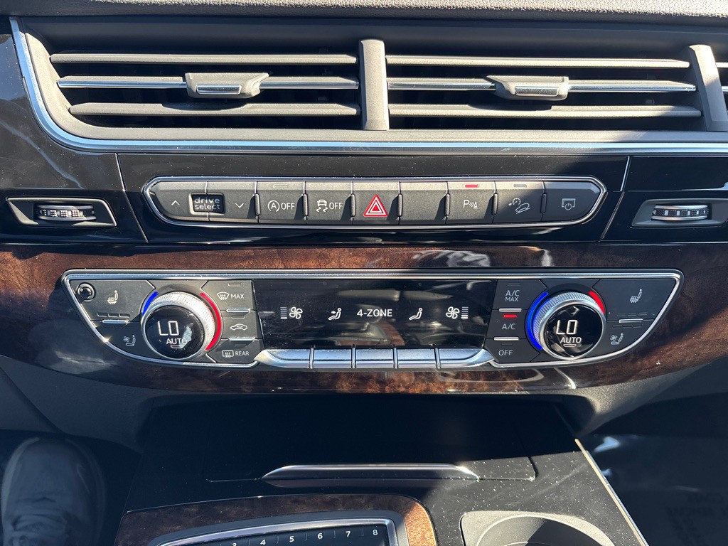 2018 Audi Q7 Image 25