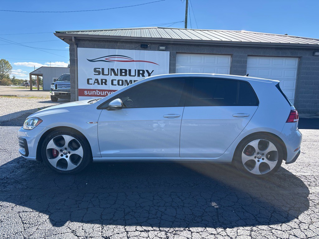 2019 Volkswagen GTI Image 1
