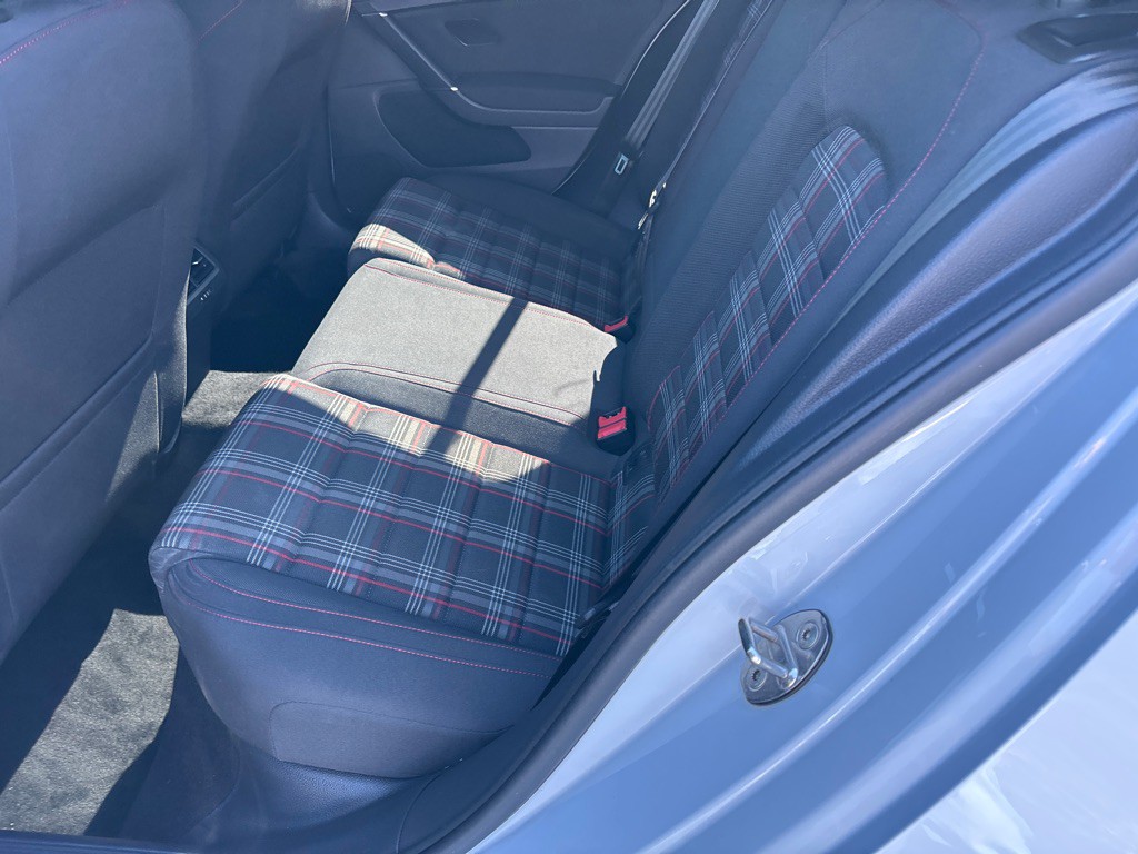 2019 Volkswagen GTI Image 9