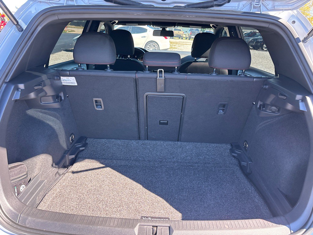 2019 Volkswagen GTI Image 12
