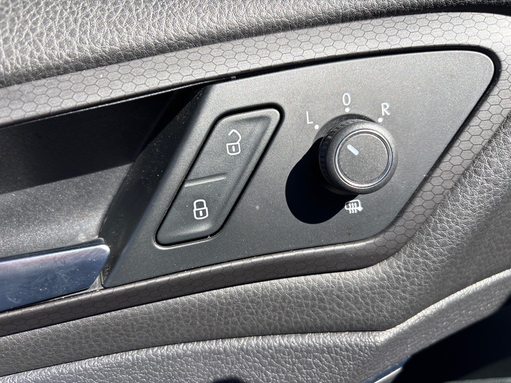 2019 Volkswagen GTI Image 15