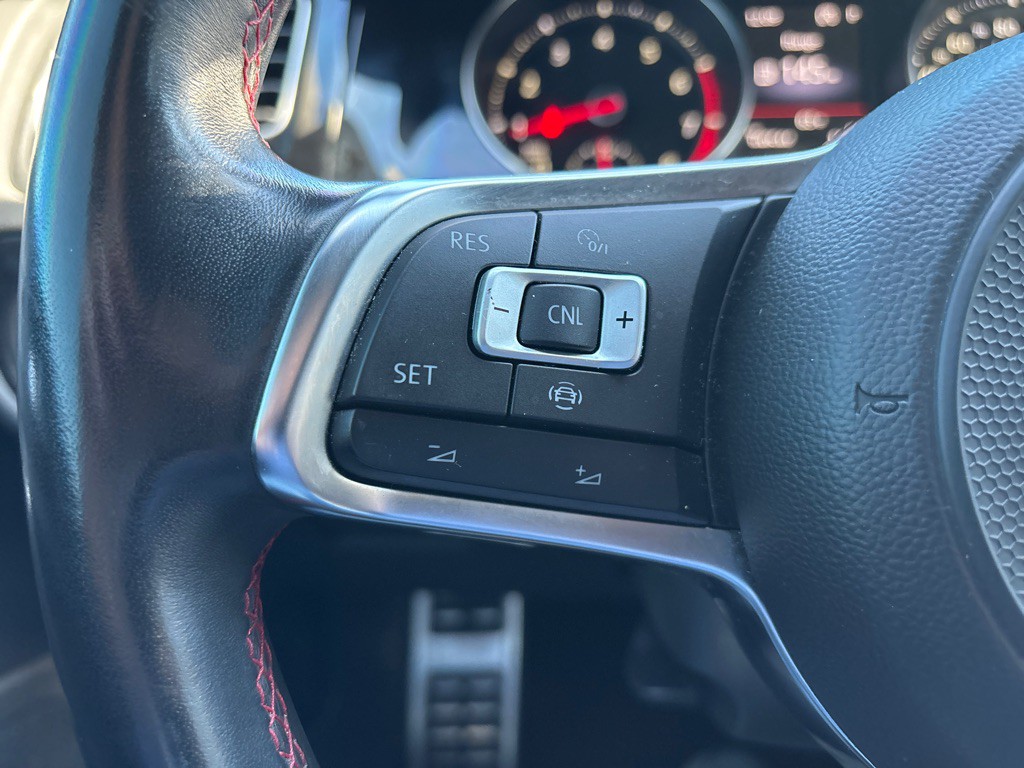 2019 Volkswagen GTI Image 18