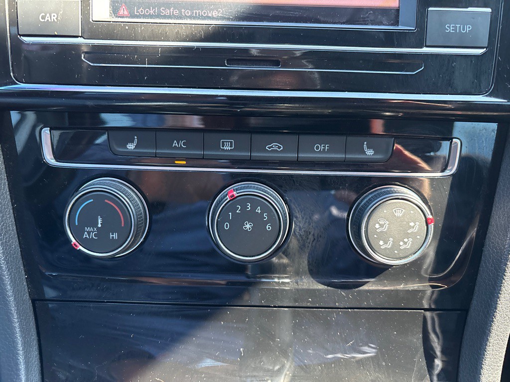 2019 Volkswagen GTI Image 22