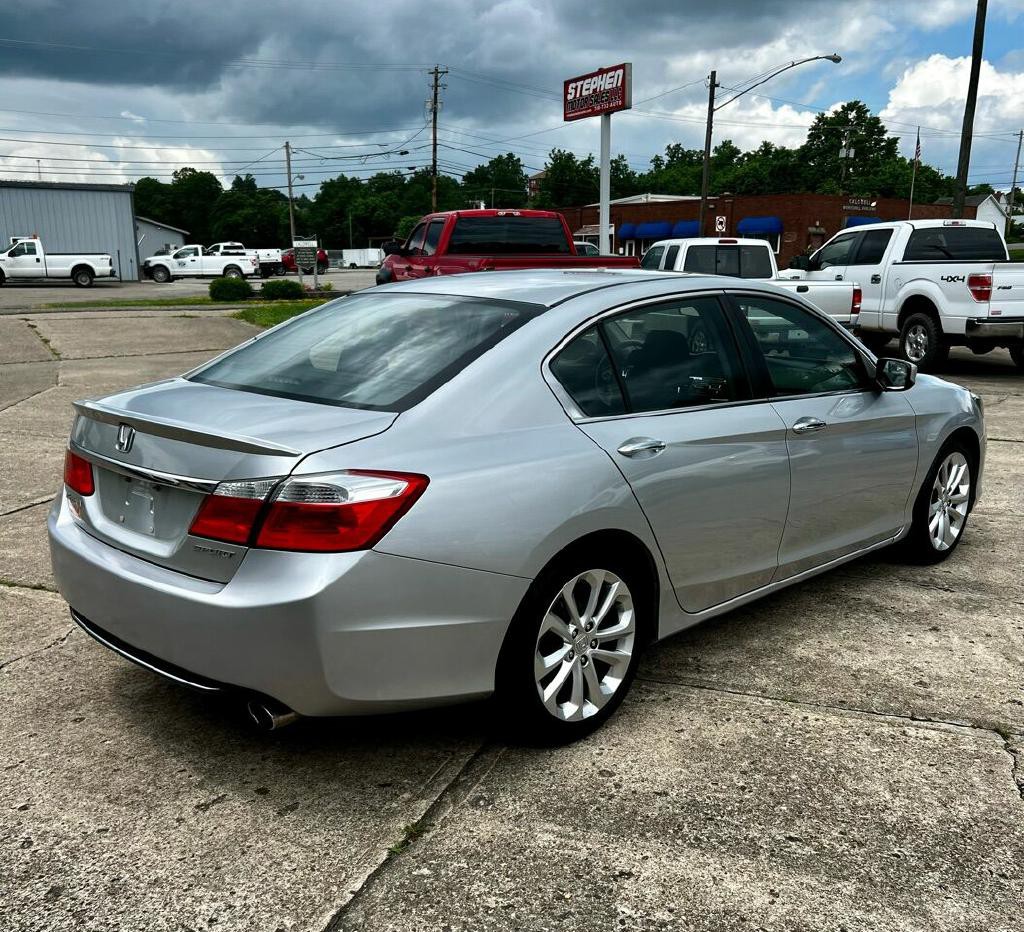 2015 Honda Accord Image 6