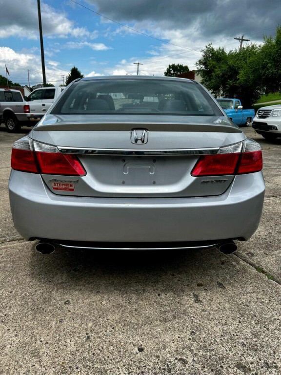 2015 Honda Accord Image 10