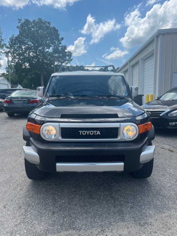2007 Toyota FJ Cruiser Image 2