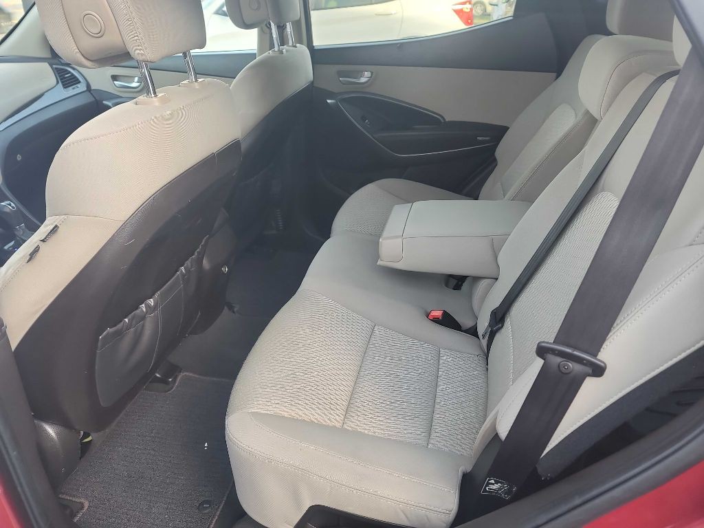2017 Hyundai Santa Fe Sport Image 16