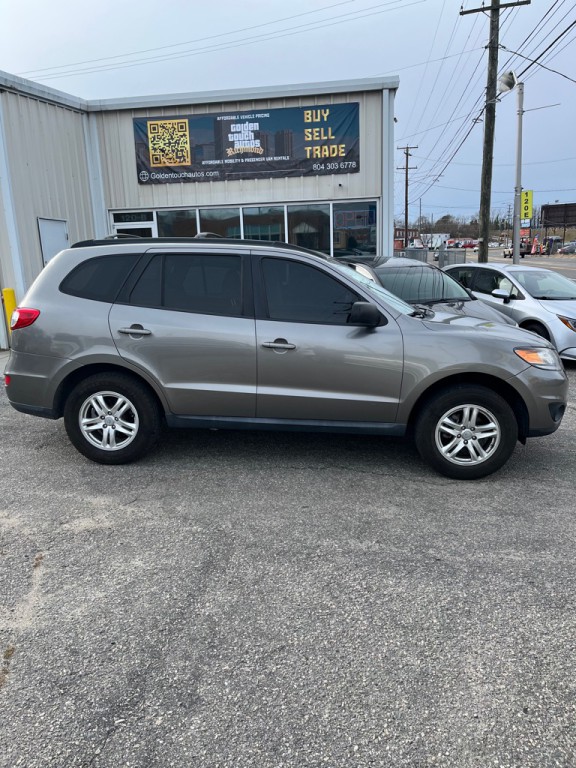 2012 Hyundai Santa Fe Image 2