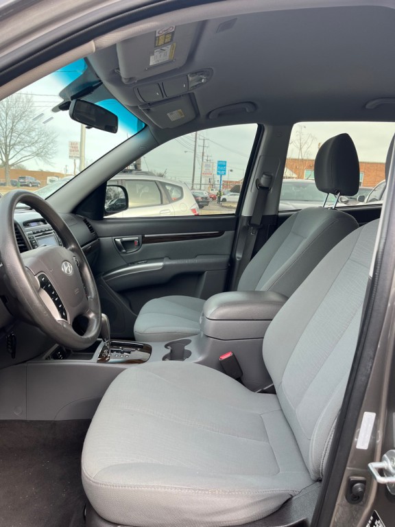 2012 Hyundai Santa Fe Image 6