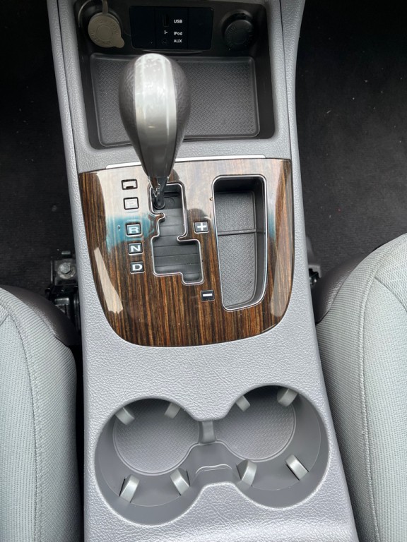 2012 Hyundai Santa Fe Image 9